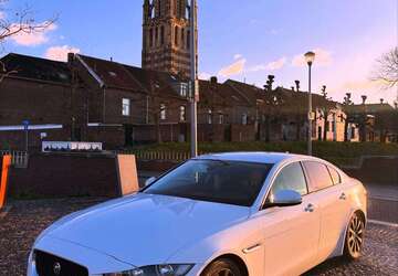 Jaguar XE 140.666 km 12.000 &euro; Kerpen 50171