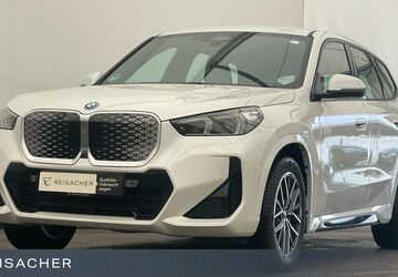 BMW iX1 10.031 km 43.880 &euro; Ulm 89077
