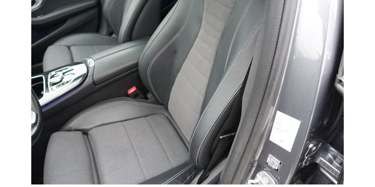 Mercedes-Benz E 220 d 4Matic Avantgarde Leder AHK eGHSD 8x Alu 71.000 km 25.950 &euro; Neumarkt/OPf 92318