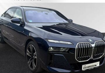 BMW 750 10.700 km 99.990 &euro; Wesel 46485
