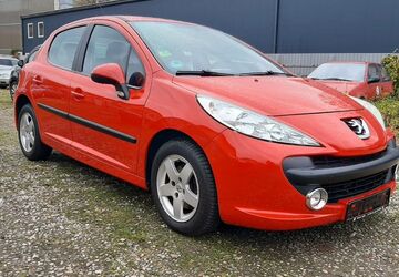Peugeot 207 89.000 km 2.999 &euro; Berlin 13088