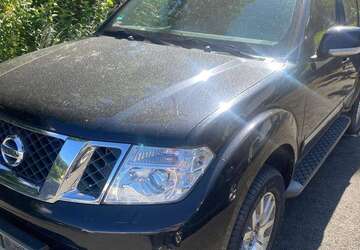 Nissan Pathfinder 274.000 km 7.000 &euro; Bad Berneck 95460