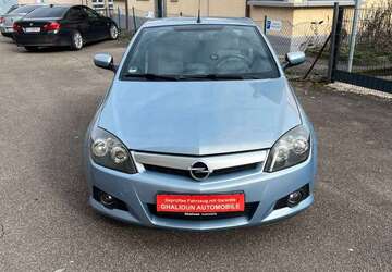 Opel Tigra 142.500 km 2.999 &euro; Stuttgart 70435