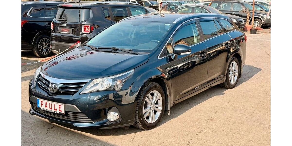 Toyota Avensis 118.000 km 11.999 &euro; Königs Wusterhausen 15711