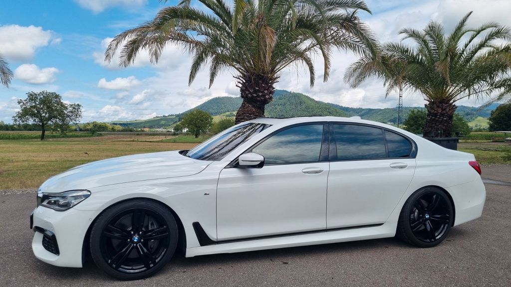 BMW 750 78.000 km 39.990 &euro; Offenburg- Zunsweier 77656