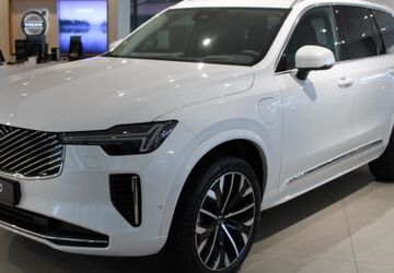 Volvo XC90 2.000 km 89.980 &euro; Bietigheim-Bissingen 74321