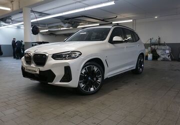 BMW iX3 28.353 km 41.440 &euro; Erlangen 91058