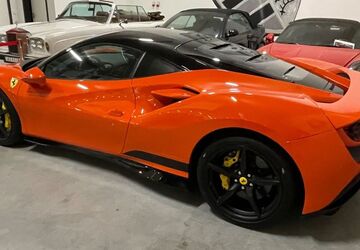 Ferrari F8 12.500 km 318.888 &euro; Greven 48268