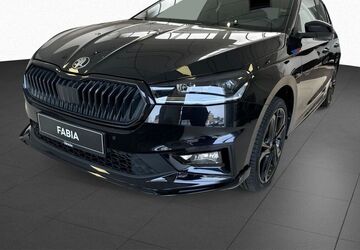 Skoda Fabia 5.900 km 29.650 &euro; Kassel 34123