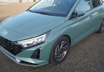 Hyundai i20 10.900 km 17.900 &euro; Freisen 66629