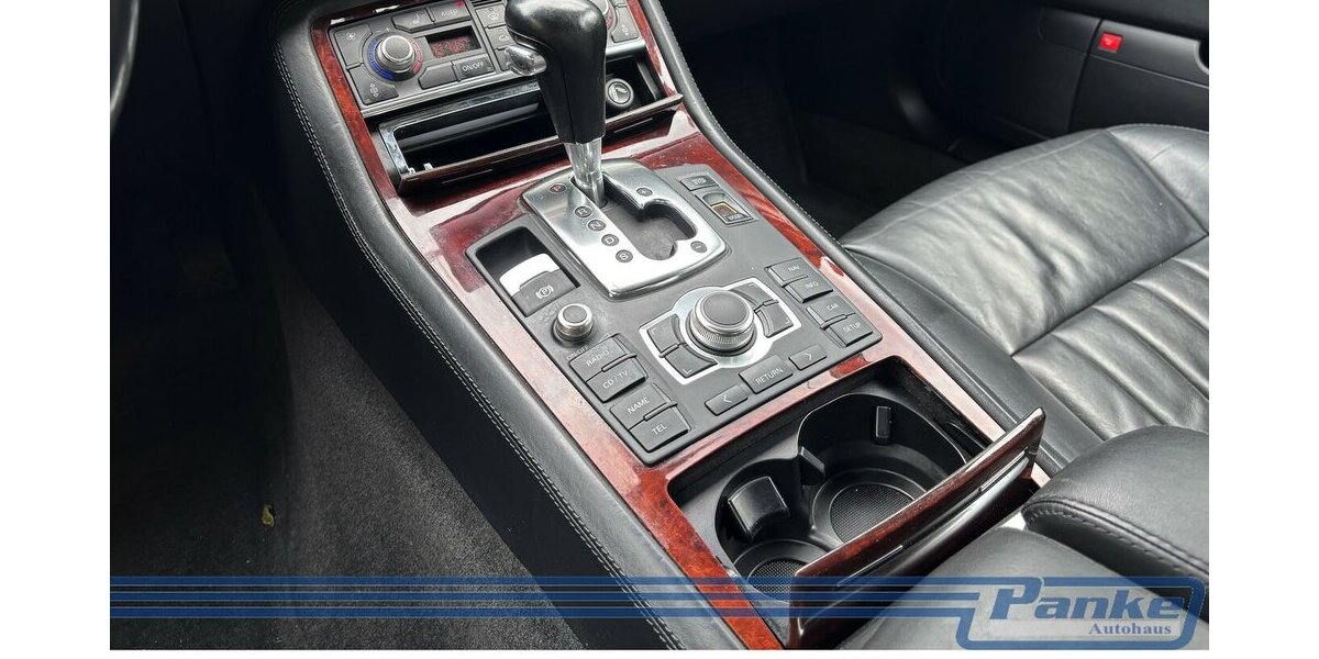 Audi A8 3.0 TDI quattro Lang*Pano*Touch ID*4xSHZ 265.860 km 6.450 &euro; Berlin 13187