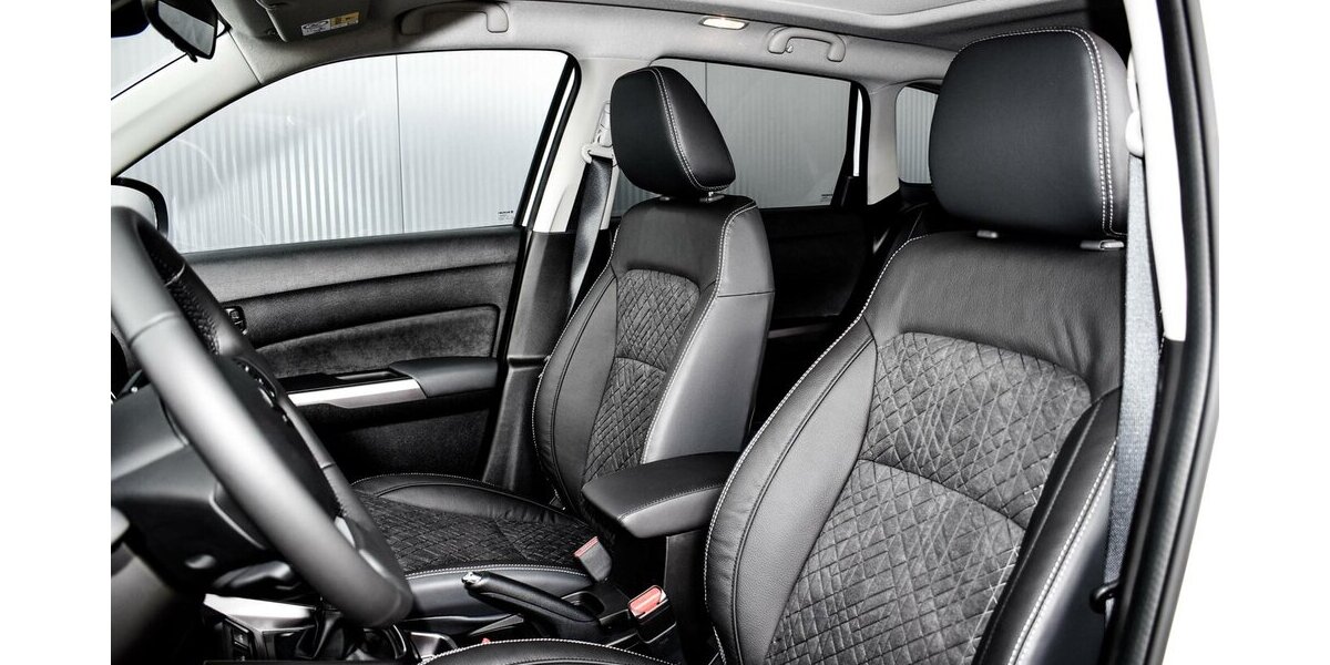 Suzuki Vitara Comfort+ 1.5l AGS ALLGRIP HEV 30.712 km 21.990 &euro; Höchberg-Würzburg 97204
