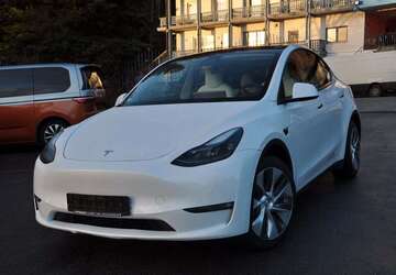 Tesla Model Y 58.483 km 32.500 &euro; Lalling 94551