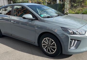 Hyundai IONIQ 102.000 km 12.999 &euro; Ditzingen 71254