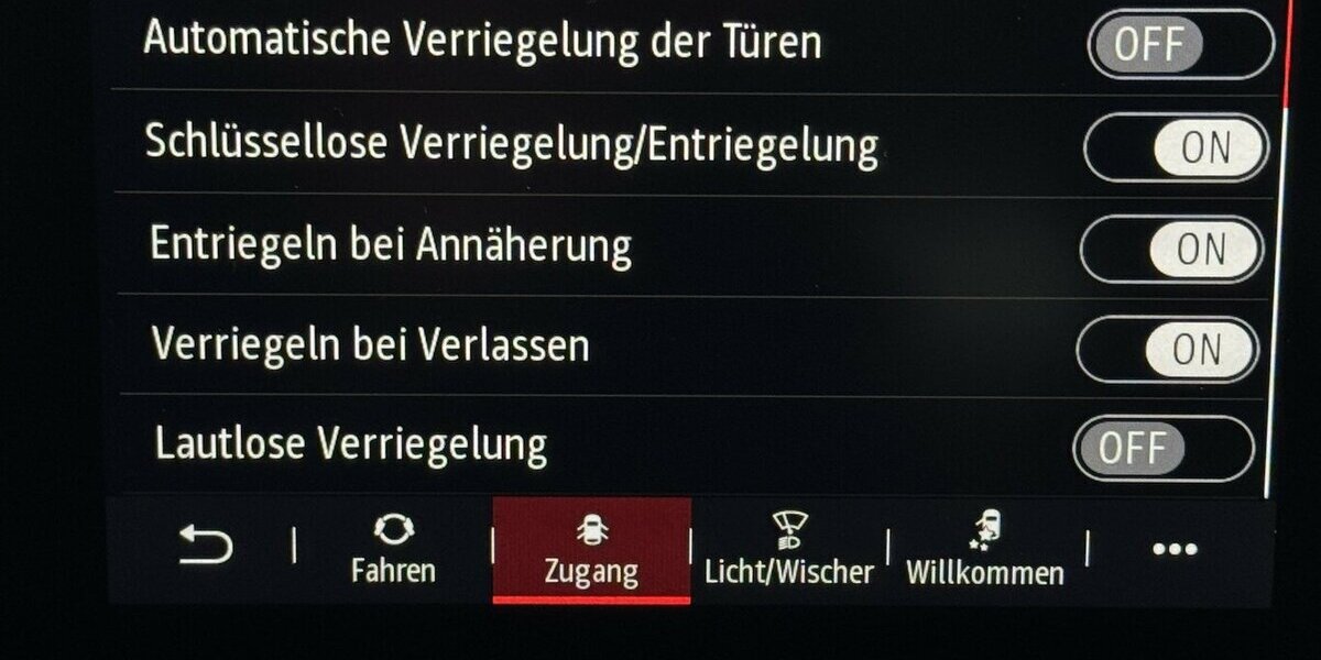 Renault Captur 1.3 TCE 140 Techno EDC LED CARPLAY 39.500 km 20.440 &euro; Lich 35423