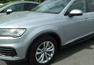 Audi Q7 55e TFSI Quattro Leder Matrix Panorama Air 170.000 km 34.900 &euro; Ratingen 40885