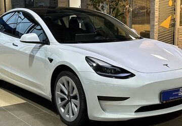Tesla Model 3 52.188 km 25.300 &euro; Eitorf 53783