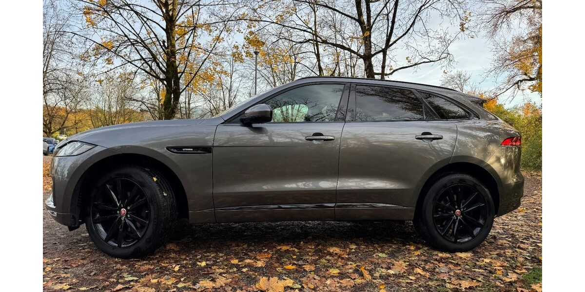 Jaguar F-Pace 125.000 km 21.000 &euro; Trostberg 83308