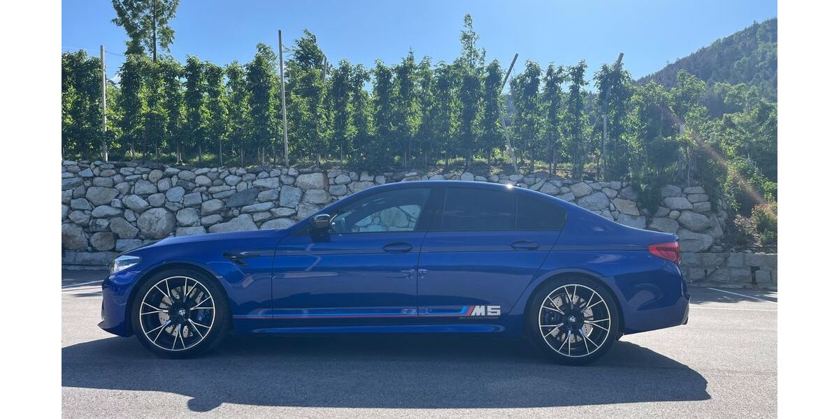 BMW M5 97.500 km 58.999 &euro; Rosenheim 83026