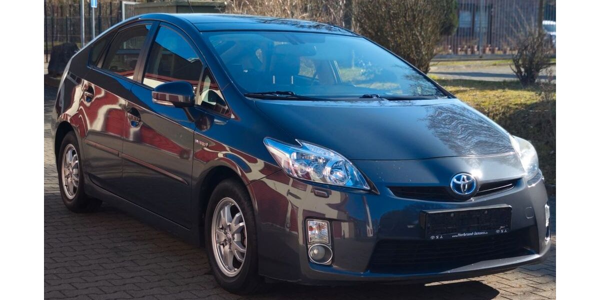 Toyota Prius 164.927 km 9.500 &euro; Mönchengladbach 41066