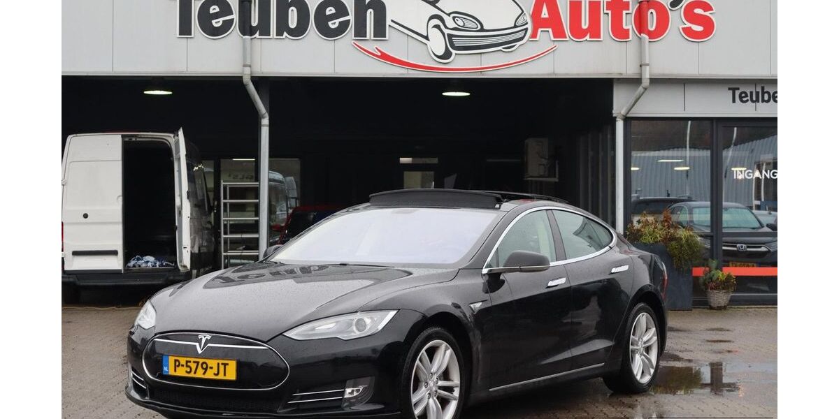 Tesla Model S 187.078 km 17.495 &euro; Emmen 