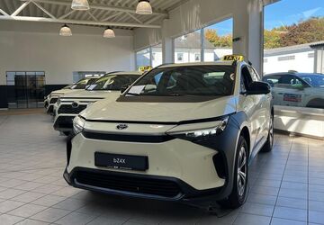 Toyota bZ4X 6.000 km 41.490 &euro; Hamburg 22111