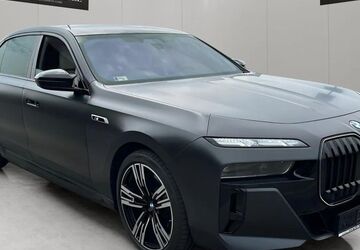 BMW M760 9.400 km 143.000 &euro; Friedberg 61169