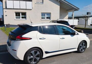 Nissan Leaf 42.500 km 12.900 &euro; Schöffengrund 35641