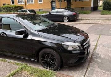 Mercedes-Benz 190 233.233 km 6.000 &euro; Salzgitter 38226