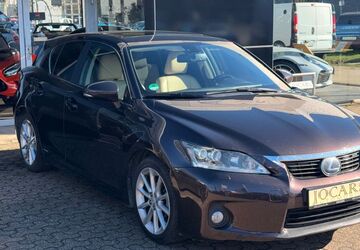 Lexus CT 200h 158.274 km 12.950 &euro; Kamp-Lintfort 47475
