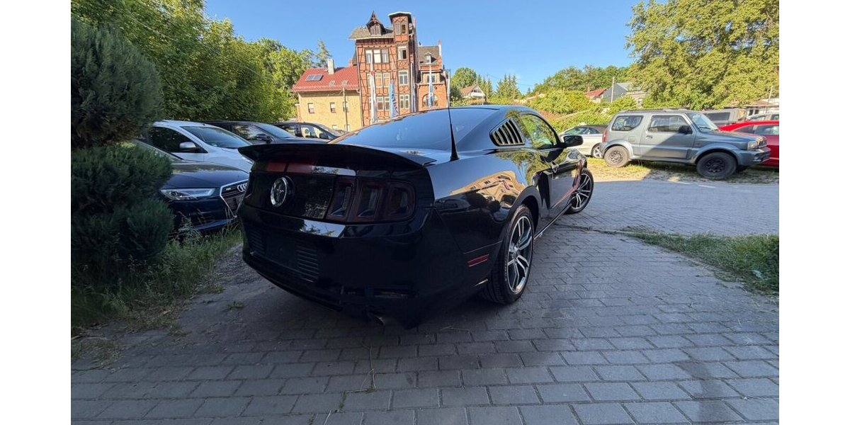 Ford Mustang 3,7 mit Leder 