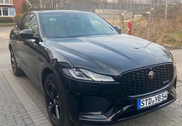 Jaguar F-Pace 99.800 km 30.800 &euro; Stade 21680