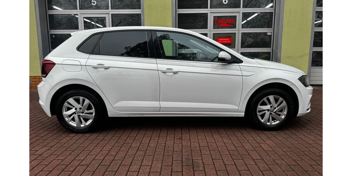 VW Polo 56.541 km 10.990 &euro; Berlin 10178