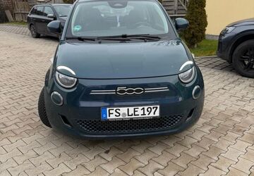 Fiat 500e 20.000 km 14.500 &euro; Hallbergmoos 85399