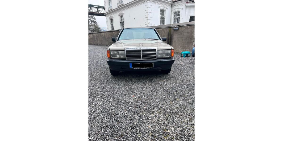 Mercedes-Benz 190 176.000 km 1.850 &euro; Wuppertal 42117