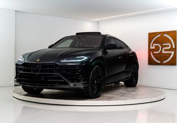 Lamborghini Urus 6.000 km 375.751 &euro; Tilburg 