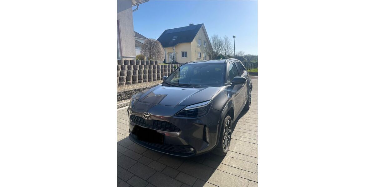 Toyota Yaris Cross 16.500 km 27.000 &euro; Mettlach 66693