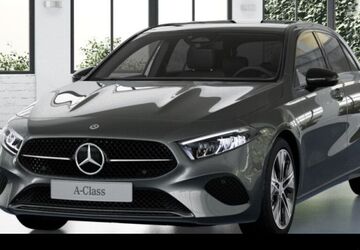 Mercedes-Benz A 180 10.028 km 31.990 &euro; Düsseldorf 40470