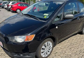 Mitsubishi Colt 117.000 km 2.450 &euro; Buxtehude 21614