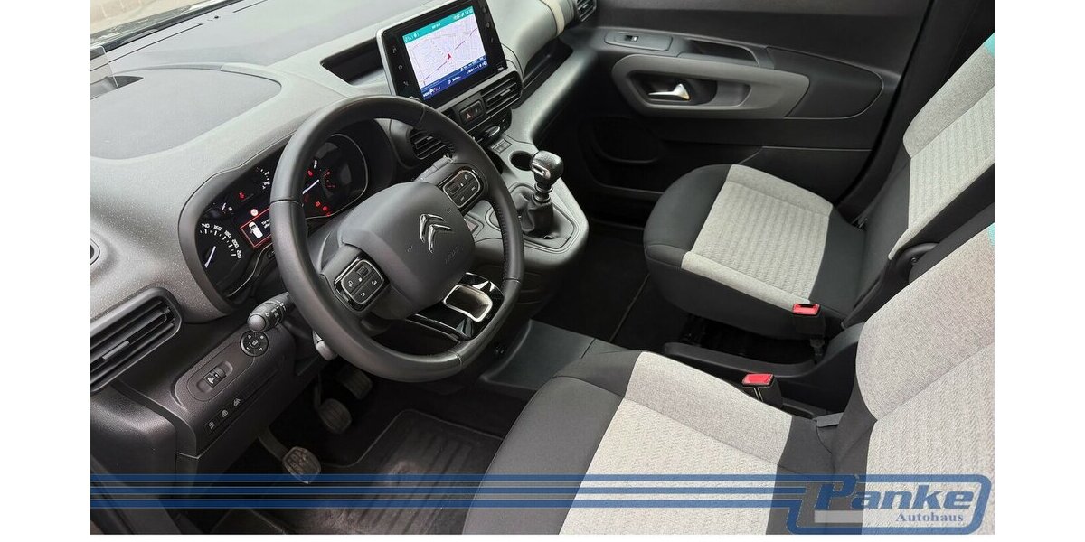 Citroen Berlingo Shine M 130*Pano*SHZ*DAB*NAV*KEYL.*TotW 87.475 km 15.890 &euro; Berlin 13187