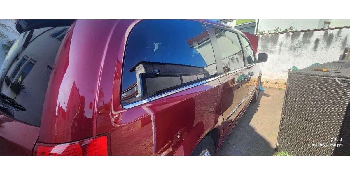 Chrysler Town & Country 195.000 km 9.000 &euro; Dreieich 63303