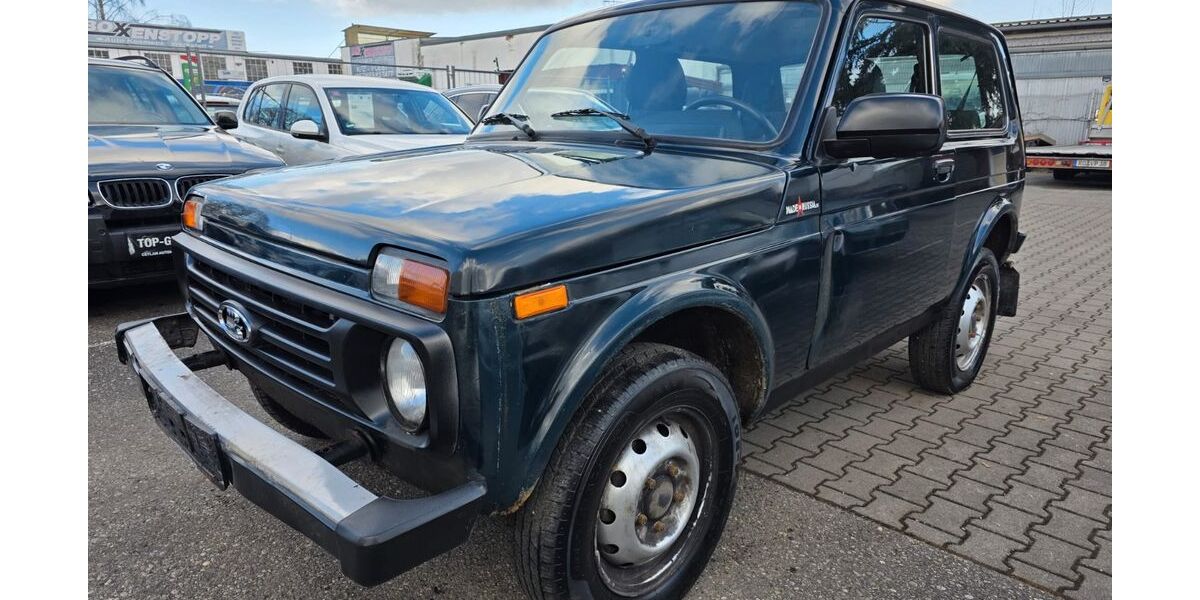Lada Taiga 46.761 km 7.900 &euro; Rosenheim 83026