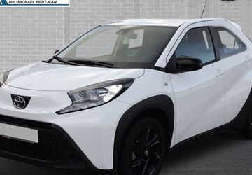 Toyota Aygo (X) 14.140 km 15.890 &euro; Lübeck 23566