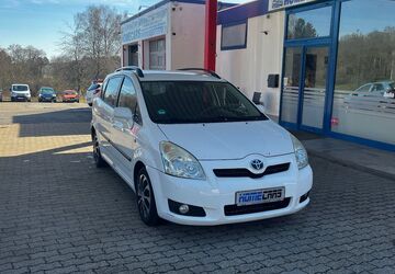 Toyota Corolla Verso 300.000 km 1.999 &euro; Oberndorf am Neckar 78727