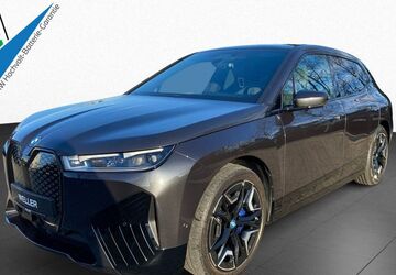 BMW iX 44.649 km 44.950 &euro; Winsen/Luhe 21423