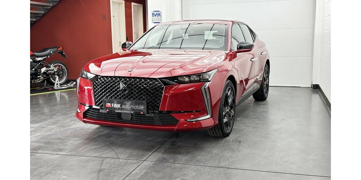 DS Automobiles DS4 130 EAT 8 Performance Line Alcantara 18.162 km 20.320 &euro; Lich 35423
