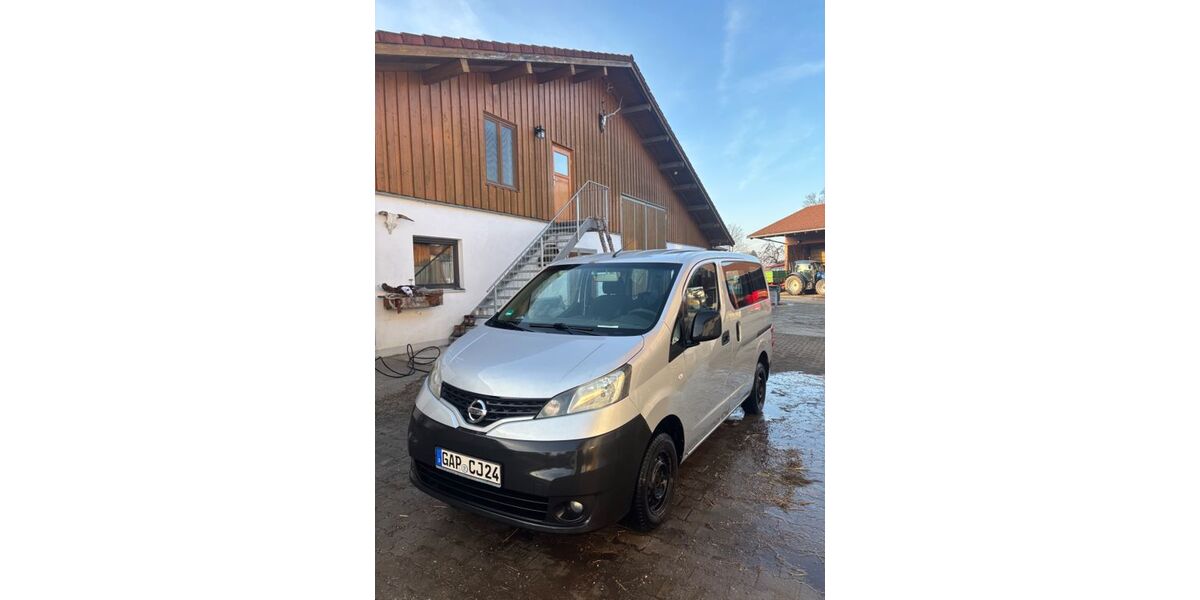 Nissan NV200 156.000 km 3.800 &euro; Seehausen 82418