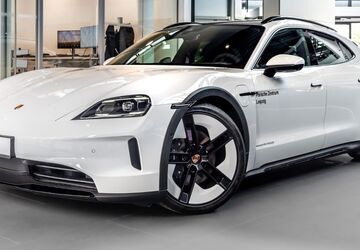 Porsche Taycan 7.900 km 114.800 &euro; Leipzig 04356