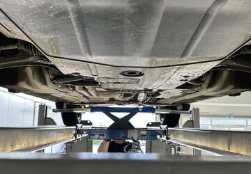 BMW 328 26.466 km 15.000 &euro; Friedrichsdorf 61381