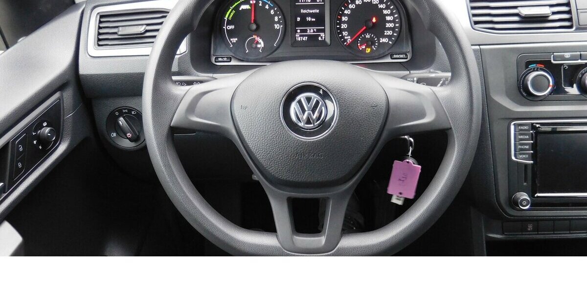 VW Caddy Maxi Abt-e Elektrik DSG 5 Sitze Navi 18.800 km 14.990 &euro; Vordorf 38533